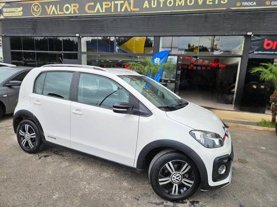VOLKSWAGEN UP 1.0 170 TSI TOTAL FLEX XTREME 4P MANUAL